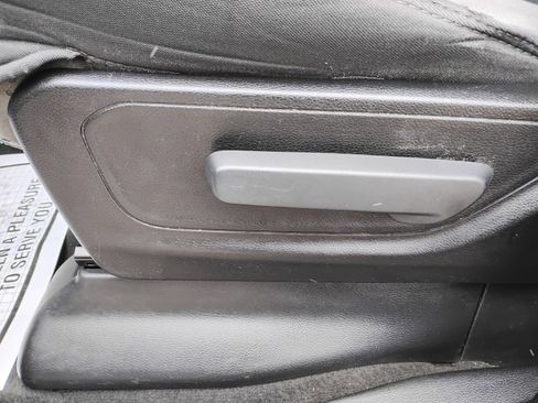 Used 2019 RAM 1500 Big Horn image 14