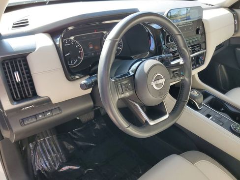 Certified 2023 Nissan Pathfinder SL AWD/4WD image 19