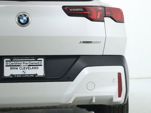 Certified 2025 BMW X2 xDrive28i w/ Premium Package image 46