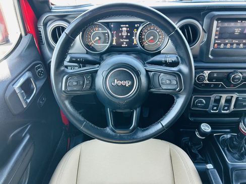 Used 2021 Jeep Wrangler Sport AWD/4WD image 9