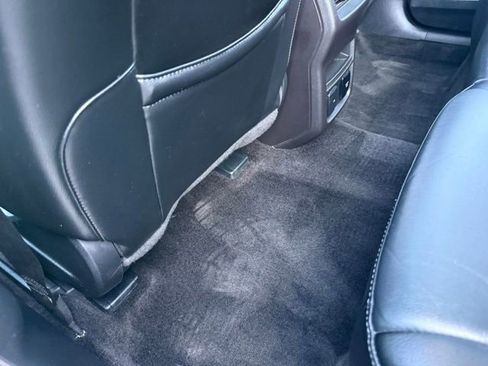 Used 2018 Ford Edge SEL w/ Equipment Group 201A image 32