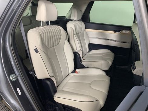 Used 2024 Hyundai Palisade Limited AWD/4WD image 40