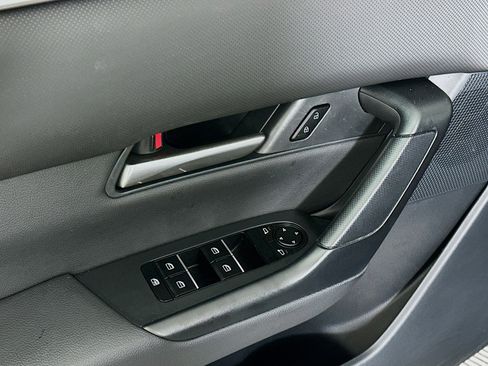 Used 2025 MAZDA CX-50 AWD 2.5 S w/ Preferred Package image 15