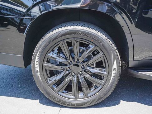 New 2026 Chevrolet Tahoe LS RWD image 8
