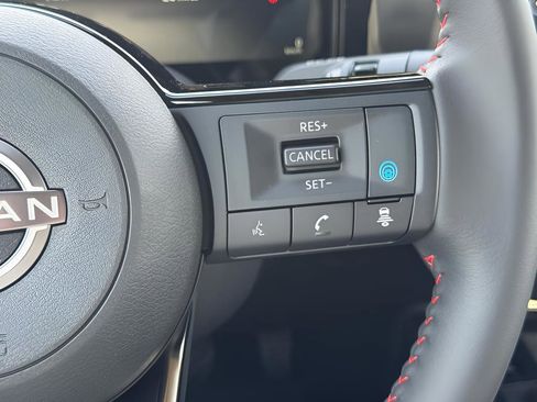 New 2026 Nissan Kicks SR w/ Cold Weather Package image 22