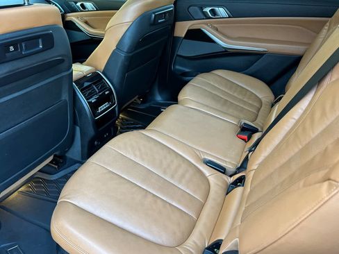 Used 2019 BMW X7 xDrive50i image 11