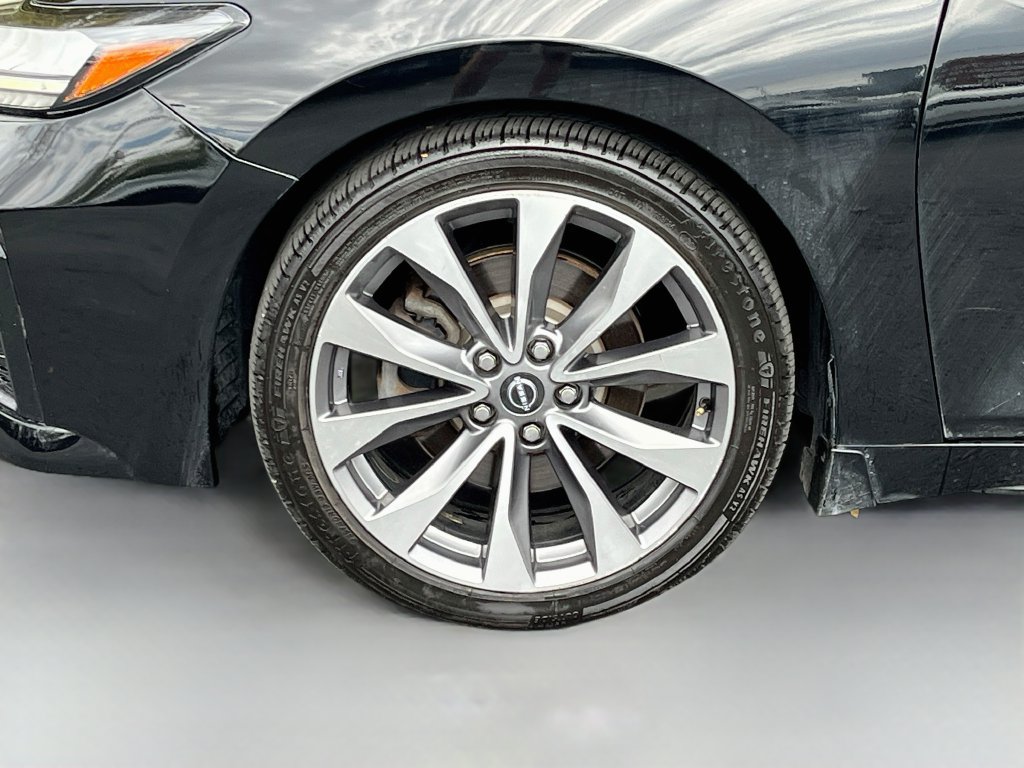 Used 2023 Nissan Maxima Platinum w/ Sport Mat Group FWD image 33