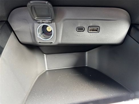 New 2026 Chevrolet Trax RS w/ Driver Confidence Package image 21