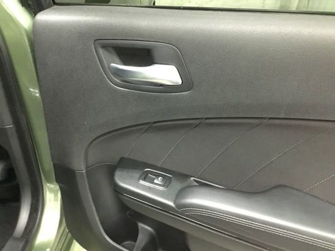 Used 2022 Dodge Charger R/T w/ Blacktop Package image 18