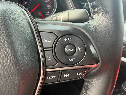 Used 2020 Toyota Camry XSE FWD image 14