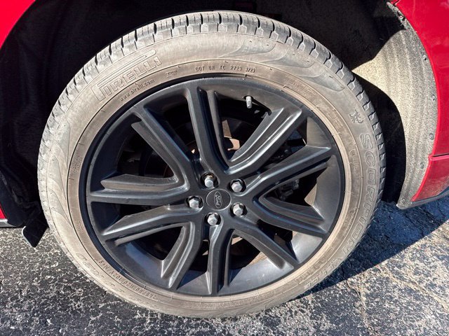 Used 2024 Ford Edge ST-Line w/ Class II Trailer Tow Package AWD/4WD image 4