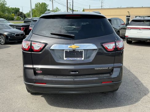 Used 2015 Chevrolet Traverse LT AWD/4WD image 4