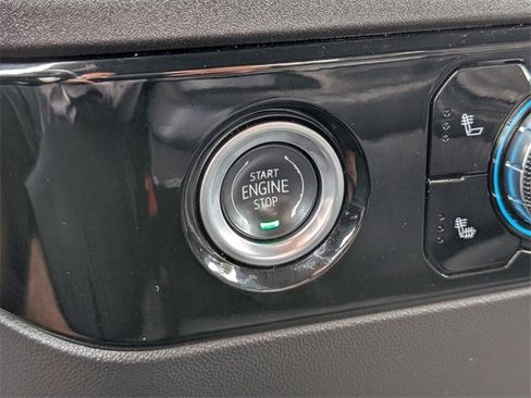 Used 2024 GMC Sierra 1500 Elevation image 21