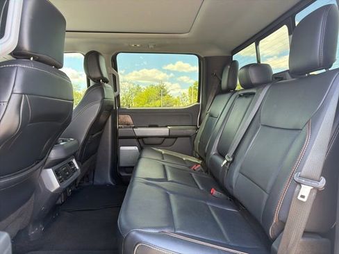 Used 2024 Ford F350 Lariat w/ Lariat Ultimate Package AWD/4WD image 22