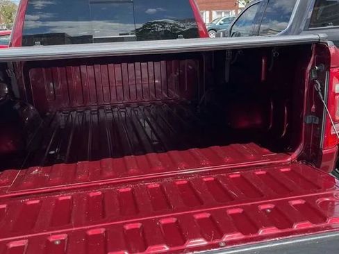 Used 2021 RAM 1500 Laramie AWD/4WD image 29