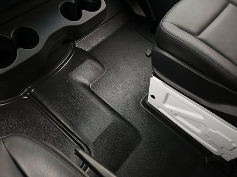 Used 2022 Mercedes-Benz Sprinter 2500 image 26