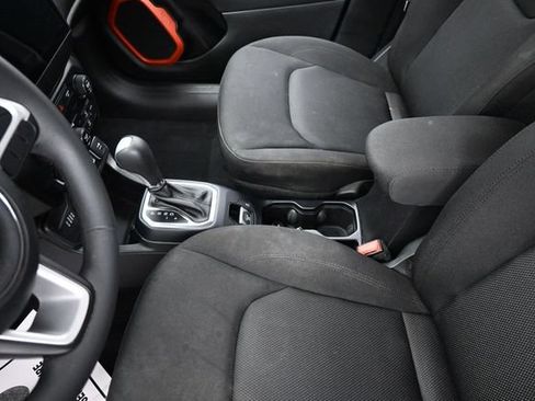 Used 2018 Jeep Renegade Sport w/ Power & Air Group AWD/4WD image 25
