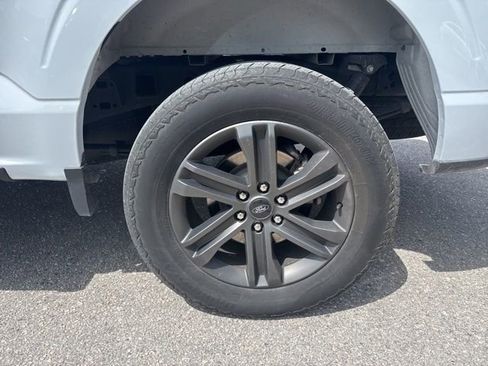 Used 2022 Ford F150 XLT w/ Equipment Group 302A High image 14