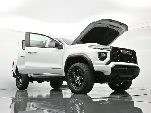 Certified 2024 GMC Canyon Elevation RWD image 49