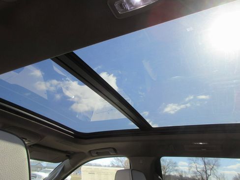 New 2026 GMC Yukon Denali image 14