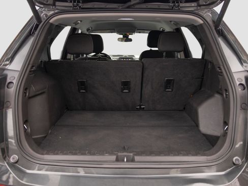 Used 2021 Chevrolet Equinox LT image 21