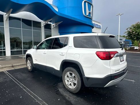 Used 2019 GMC Acadia SLE w/ LPO, Floor Liner Package FWD image 5