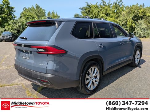 Certified 2024 Toyota Grand Highlander AWD Hybrid image 3