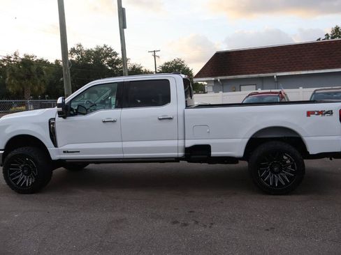 Used 2024 Ford F350 Lariat w/ Lariat Ultimate Package AWD/4WD image 7