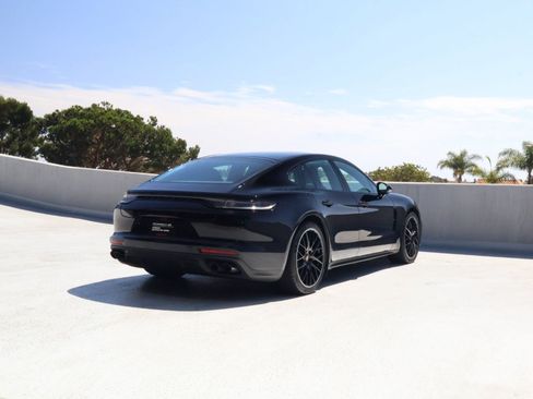 Certified 2023 Porsche Panamera 4 AWD/4WD image 9