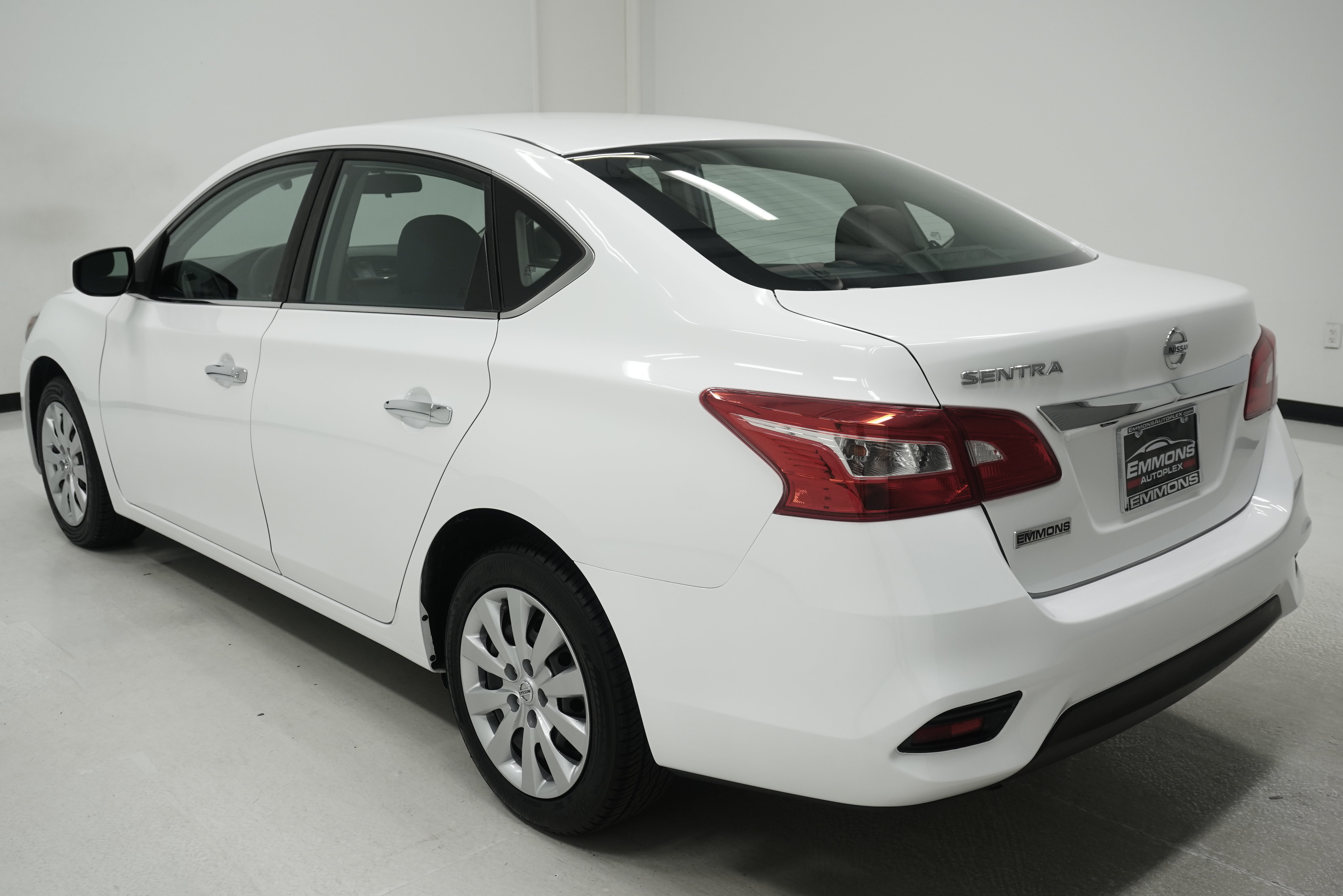 Used 2019 Nissan Sentra S FWD image 6