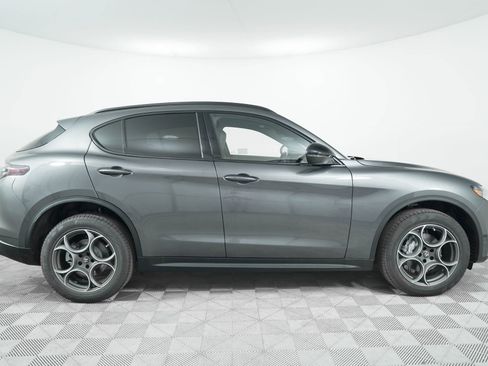 New 2025 Alfa Romeo Stelvio Sprint AWD/4WD image 8