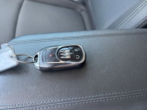 Used 2025 Buick Encore GX Preferred FWD image 22