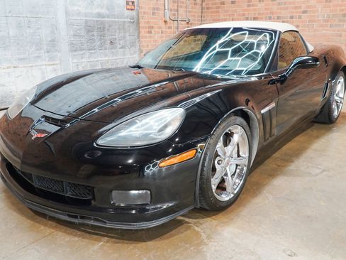 Used 2011 Chevrolet Corvette Grand Sport w/ Preferred Equipment Group RWD image 20