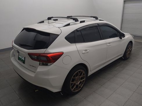 Used 2022 Subaru Impreza 2.0i Premium w/ Popular Package #3 AWD/4WD image 9