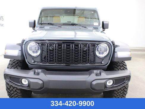 Used 2024 Jeep Wrangler Willys image 6