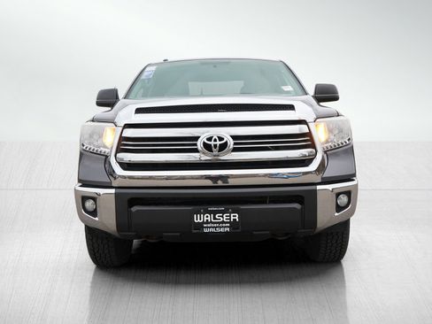 Used 2017 Toyota Tundra SR5 image 8