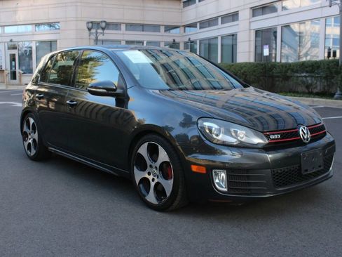 Used 2010 Volkswagen GTI 4-Door image 1
