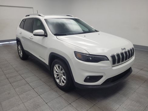 Used 2019 Jeep Cherokee Latitude w/ Popular Appearance Group FWD image 13