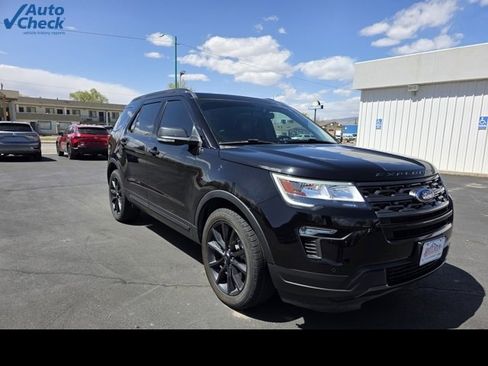 Used 2019 Ford Explorer XLT w/ Equipment Group 202A image 3