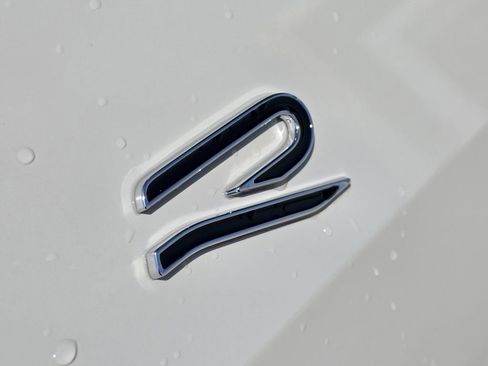 New 2026 Volkswagen Tiguan SE R-Line FWD image 10