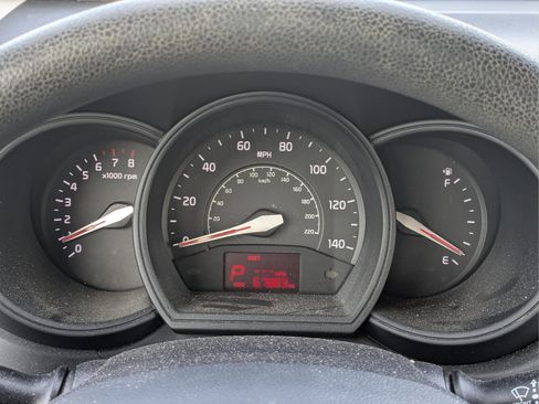 Used 2013 Kia Rio LX FWD image 27