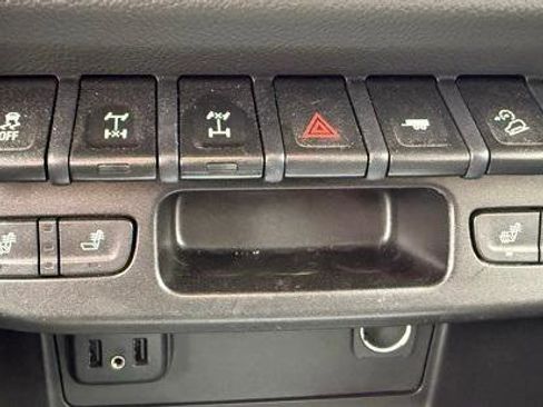 Used 2022 Chevrolet Colorado ZR2 image 46