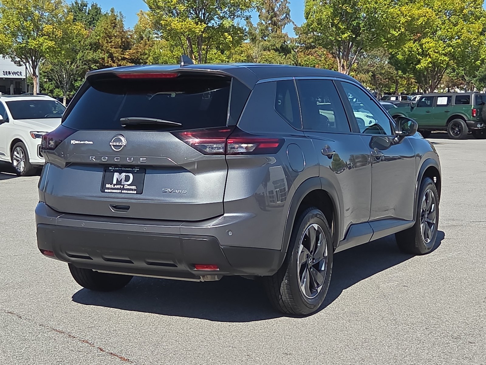 Used 2024 Nissan Rogue SV AWD/4WD image 5