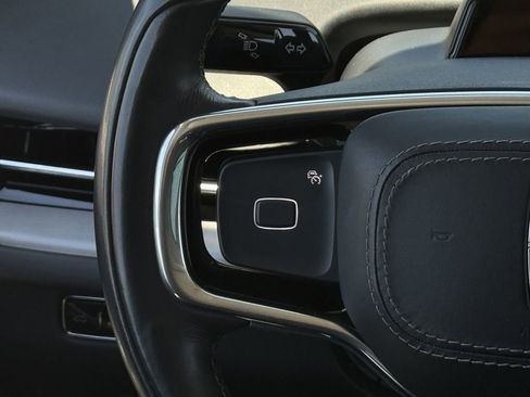 Used 2025 Lincoln Navigator Reserve AWD/4WD image 13