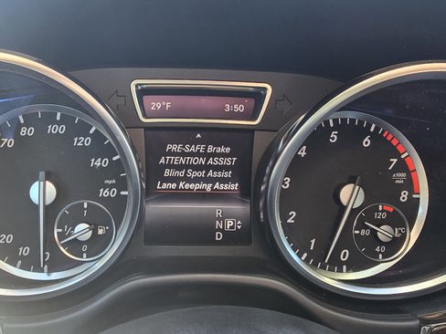 Used 2014 Mercedes-Benz GL 450 4MATIC 4dr GL 450 w/ Driver Assistance Package image 45