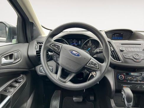 Used 2018 Ford Escape SE FWD image 10