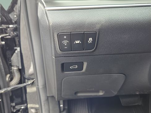 Used 2023 Kia K5 GT FWD image 14