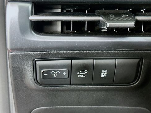 Used 2025 Hyundai Tucson SEL FWD image 17