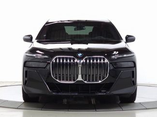 Used 2025 BMW 760i xDrive w/ Executive Package AWD/4WD video 2