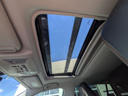 Used 2019 Toyota RAV4 Adventure w/ Advanced Technology Package AWD/4WD image 18